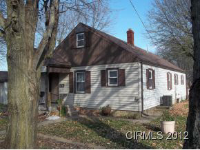 1222 N Elm St, Fairmount, IN 46928 photo 2