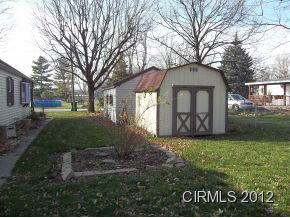 1222 N Elm St, Fairmount, IN 46928 photo 4