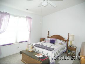 2121 Cobblestone Dr, Kokomo, IN 46902 photo 5