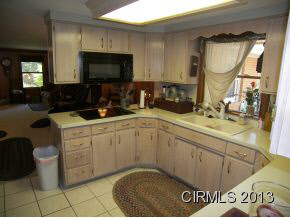 601 Hillsdale Dr, Kokomo, IN 46901 photo 8