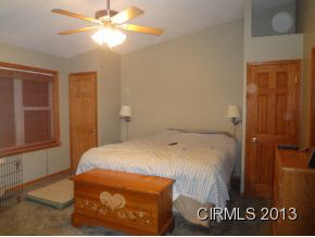 484 E Swango Rd, Wabash, IN 46992 photo 9