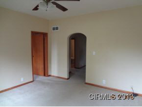 972 Sivey St, Wabash, IN 46992 photo 3