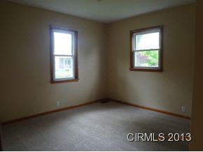 972 Sivey St, Wabash, IN 46992 photo 6