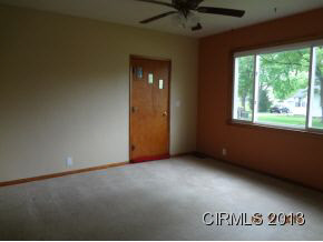 972 Sivey St, Wabash, IN 46992 photo 2