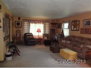 340 S Arnold St, Roann, IN 46974 photo 4