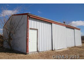 5575 S 1050 E, Upland, IN 46989 photo 3