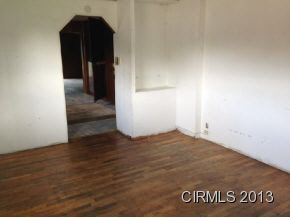 1716 W Euclid Ave, Marion, IN 46952 photo 3