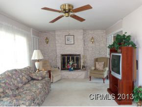 1324 Imperial Dr, Kokomo, IN 46902 photo 4