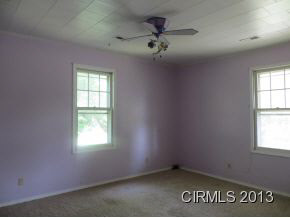 107 W Taylor St, Swayzee, IN 46986 photo 10
