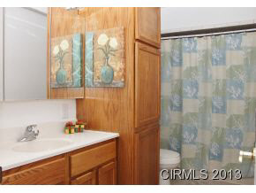 119 W Urban St, Upland, IN 46989 photo 12