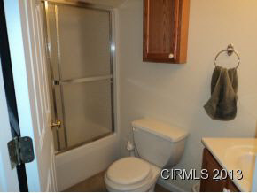 2607 W Chapel Pike, Marion, IN 46952 photo 7