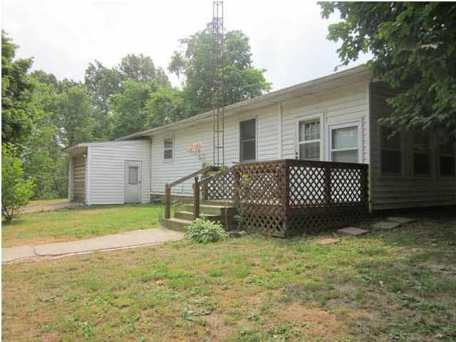 6378 N Blackburn Rd, Petersburg, IN 47567 photo 9