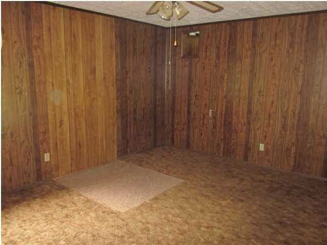 6378 N Blackburn Rd, Petersburg, IN 47567 photo 5