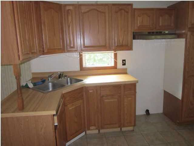6378 N Blackburn Rd, Petersburg, IN 47567 photo 2