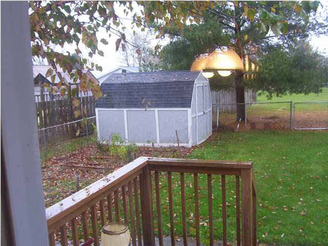 32 E Ashburn Rd, Santa Claus, IN 47579 photo 8
