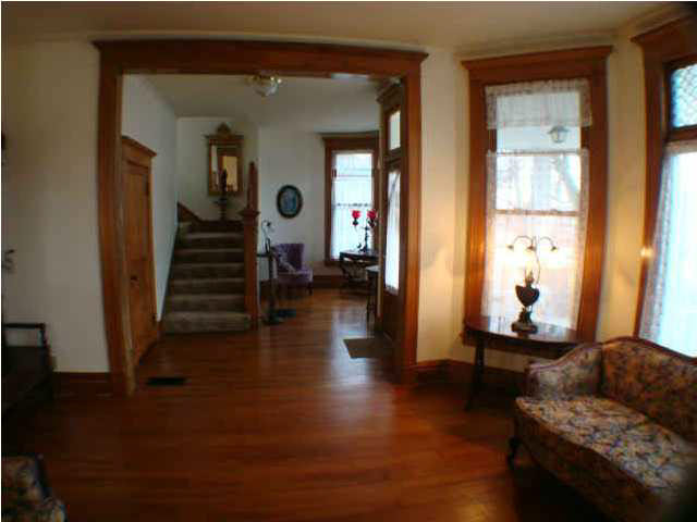 207 State St, Newburgh, IN 47630 photo 8
