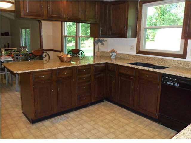 715 N Vine St, Boonville, IN 47601 photo 13