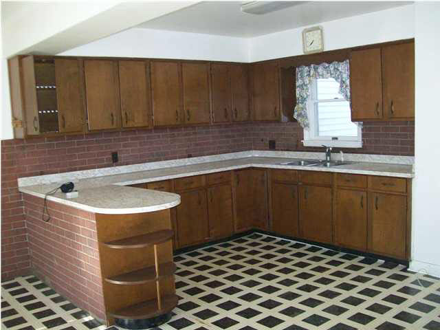 214 Cedar Hts, Huntingburg, IN 47542 photo 3