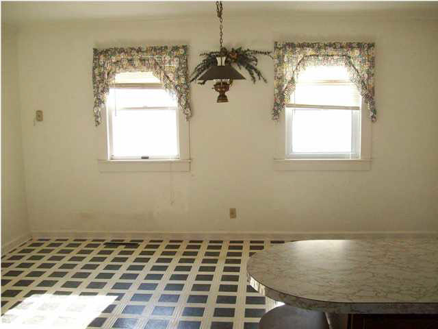214 Cedar Hts, Huntingburg, IN 47542 photo 4