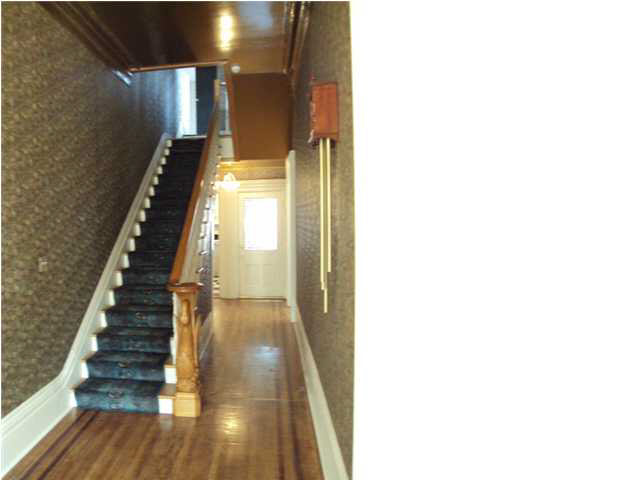 706 SE First St, Evansville, IN 47713 photo 4