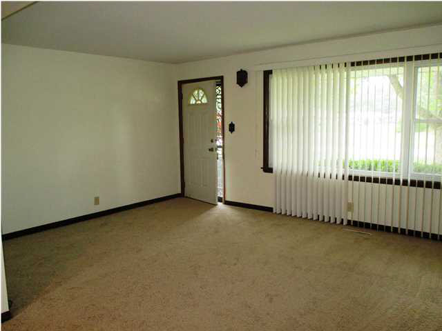 3301 Sweetser Ave, Evansville, IN 47714 photo 2