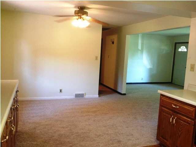 3301 Sweetser Ave, Evansville, IN 47714 photo 9