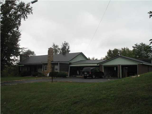 4003 Girl Scout Rd, Cannelton, IN 47520 photo 2
