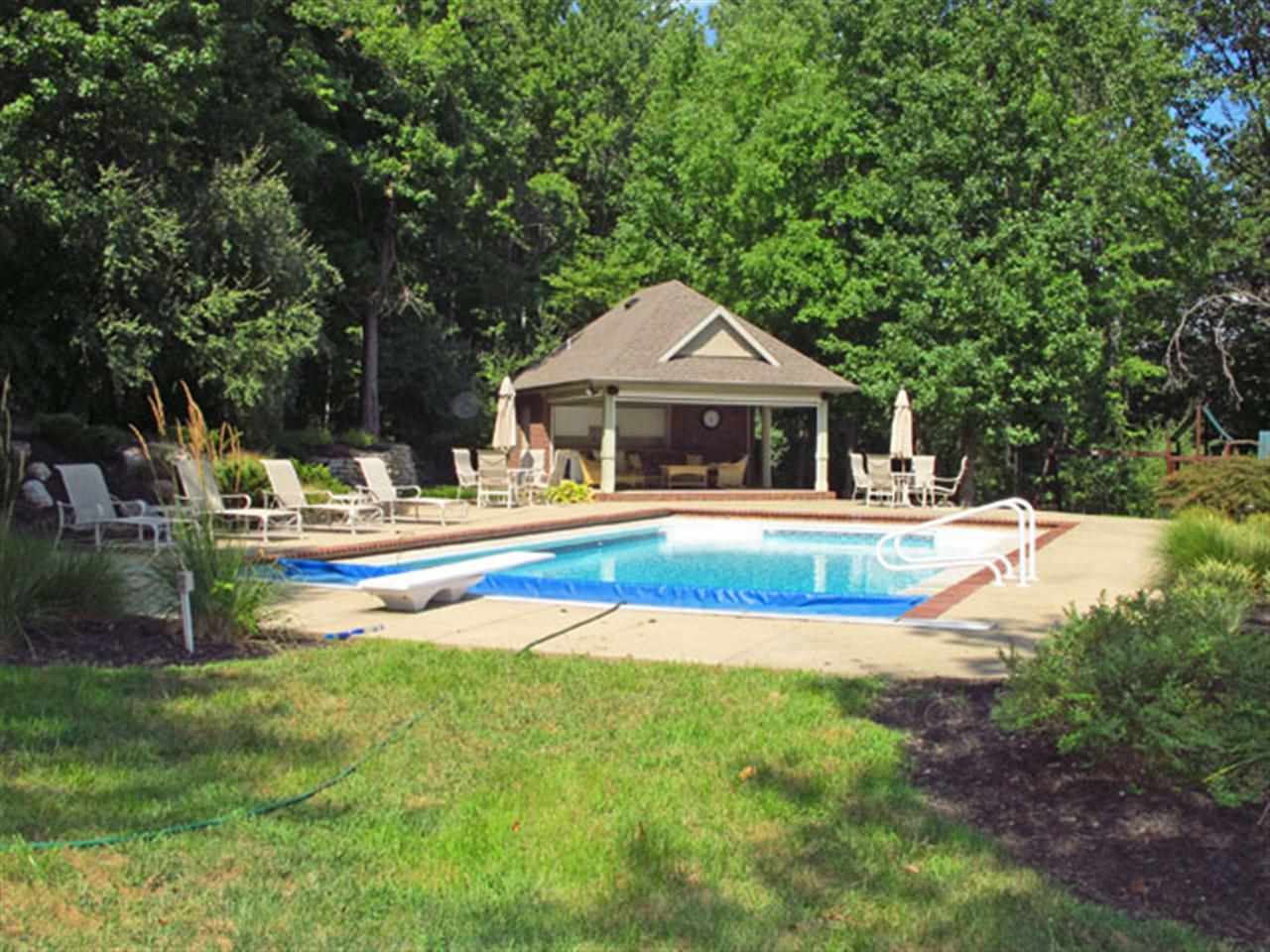4888 Lost Lake Ct, Boonville, IN 47601 photo 3