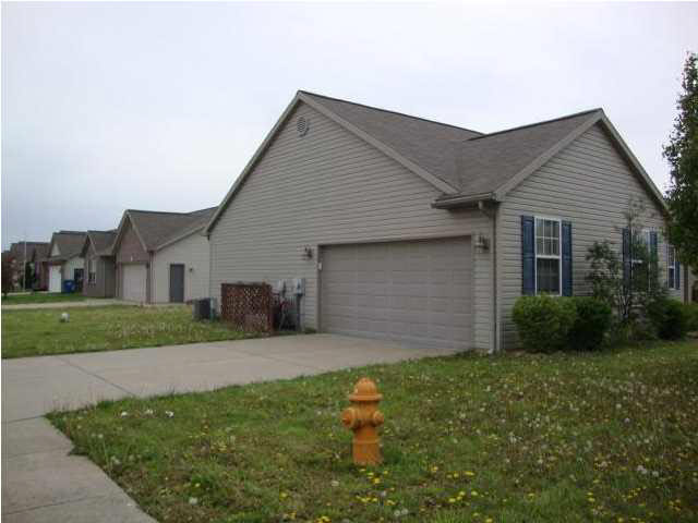4323 Mayflower Dr, Evansville, IN 47711 photo 2