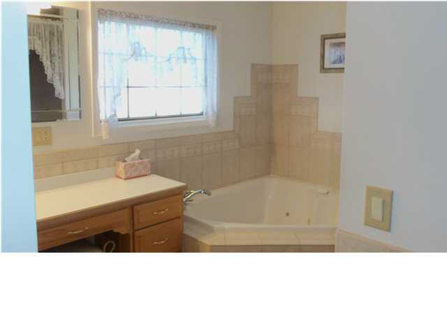 533 W Graham Ln, Washington, IN 47501 photo 4