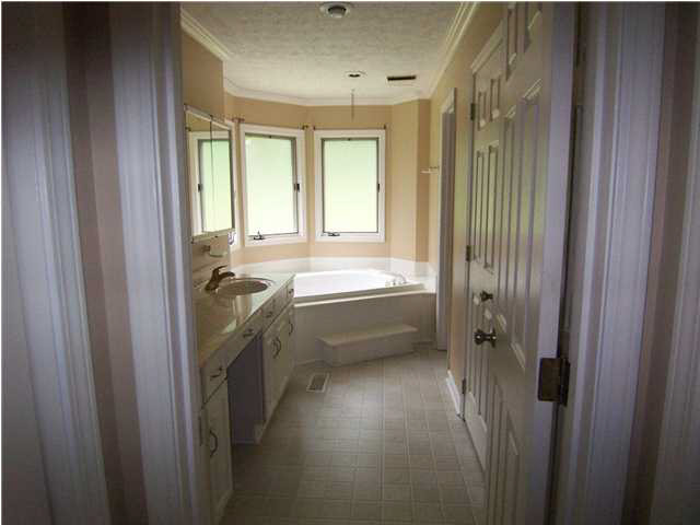 1782 S Whispering Hills Rd, Oakland City, IN 47660 photo 7