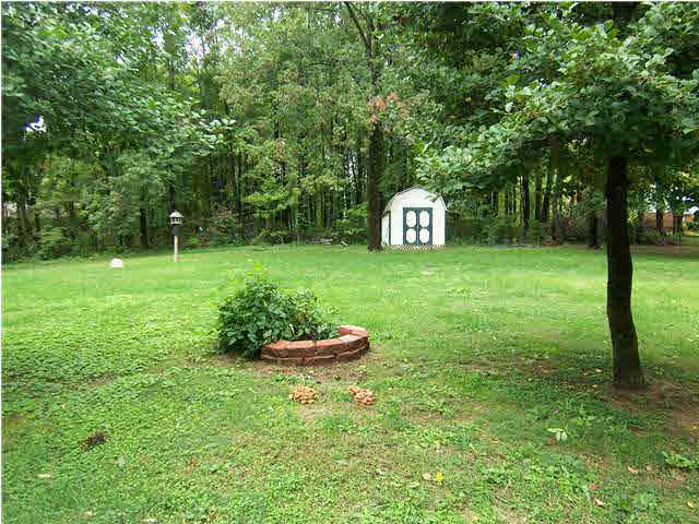 1782 S Whispering Hills Rd, Oakland City, IN 47660 photo 15