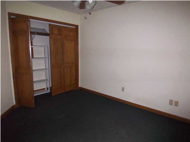 1782 S Whispering Hills Rd, Oakland City, IN 47660 photo 8