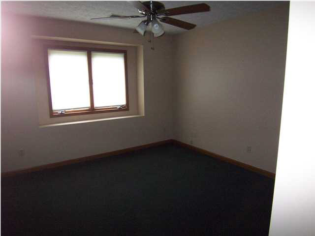 1782 S Whispering Hills Rd, Oakland City, IN 47660 photo 10