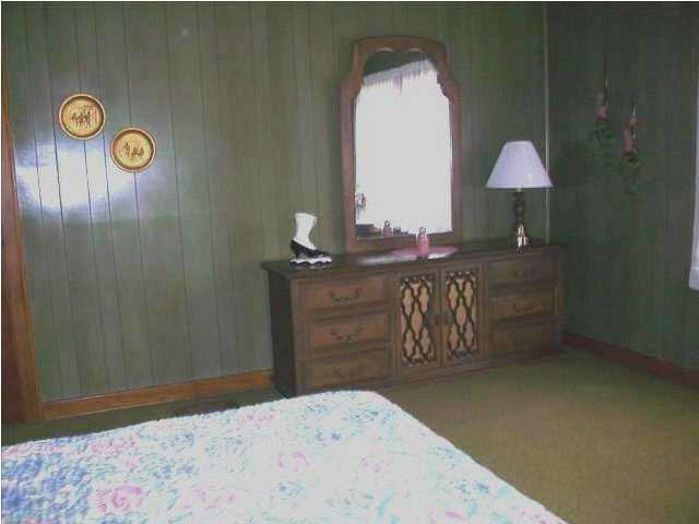 515 E Locust St, Boonville, IN 47601 photo 11