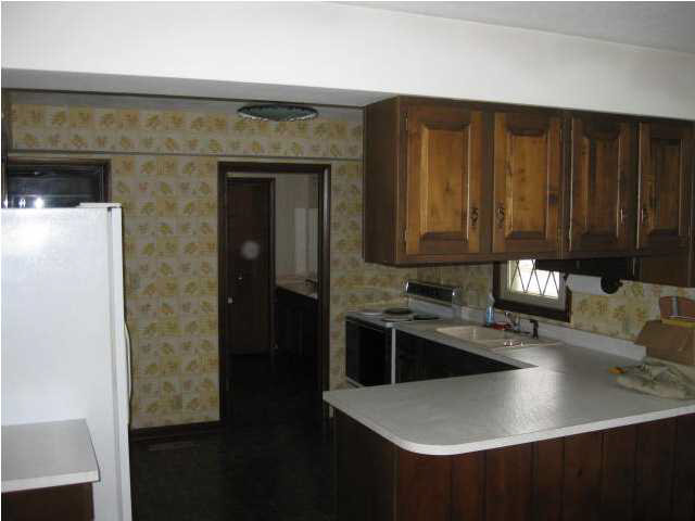 1876 Highland St, Jasper, IN 47546 photo 5