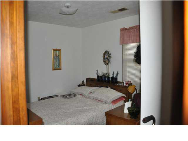 1805 S Governor St, Evansville, IN 47713 photo 6