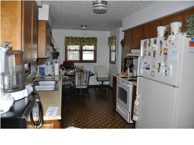 1805 S Governor St, Evansville, IN 47713 photo 3