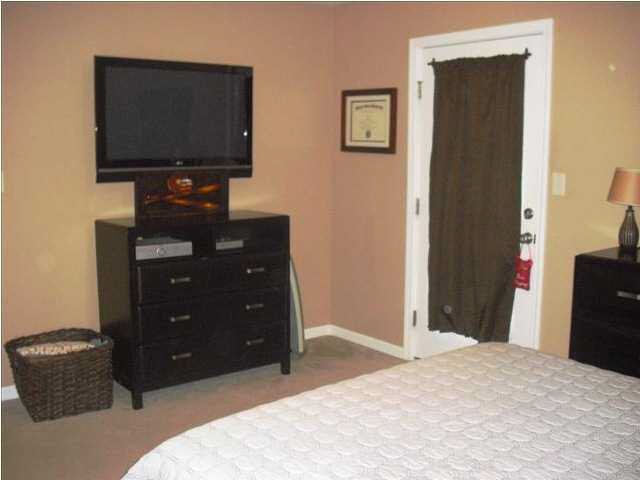 7435 Megan Brooke Ln, Evansville, IN 47725 photo 2