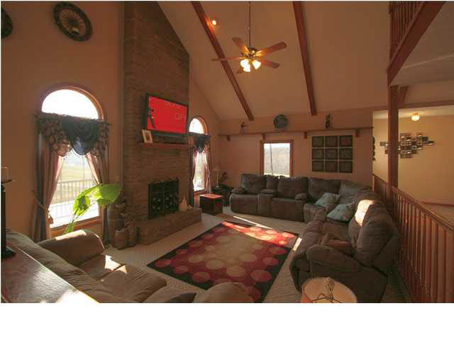 3090 N State Road 545, Dubois, IN 47527 photo 7