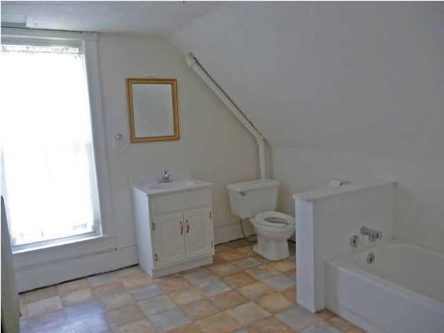 303 N Geiger St, Huntingburg, IN 47542 photo 10