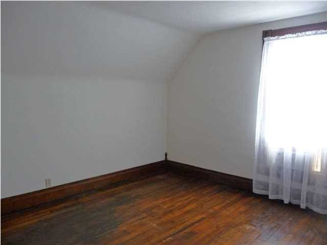 303 N Geiger St, Huntingburg, IN 47542 photo 11