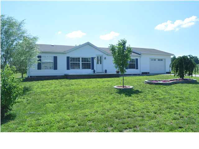 333 Ranger Ln, Dale, IN 47523 photo 1