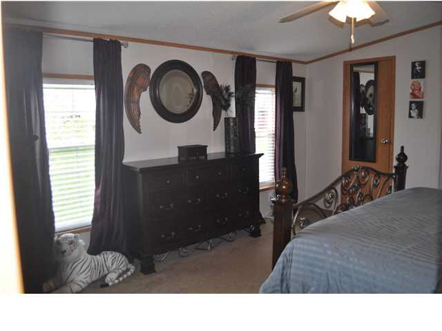 333 Ranger Ln, Dale, IN 47523 photo 7