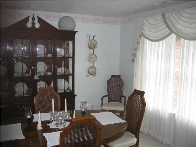1615 Gregory Ln, Jasper, IN 47546 photo 7