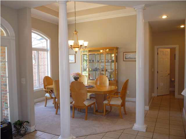 255 Remington Ct, Boonville, IN 47601 photo 3