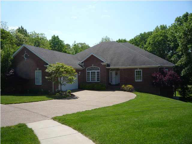 255 Remington Ct, Boonville, IN 47601 photo 1