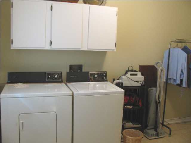 306 Vista Dr, Mount Vernon, IN 47620 photo 22