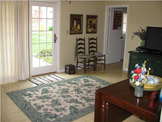 306 Vista Dr, Mount Vernon, IN 47620 photo 11