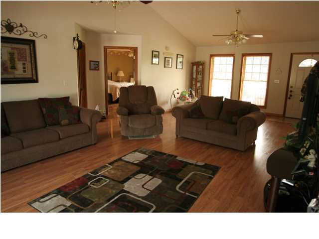 6605 S Dale Dr, Huntingburg, IN 47542 photo 6